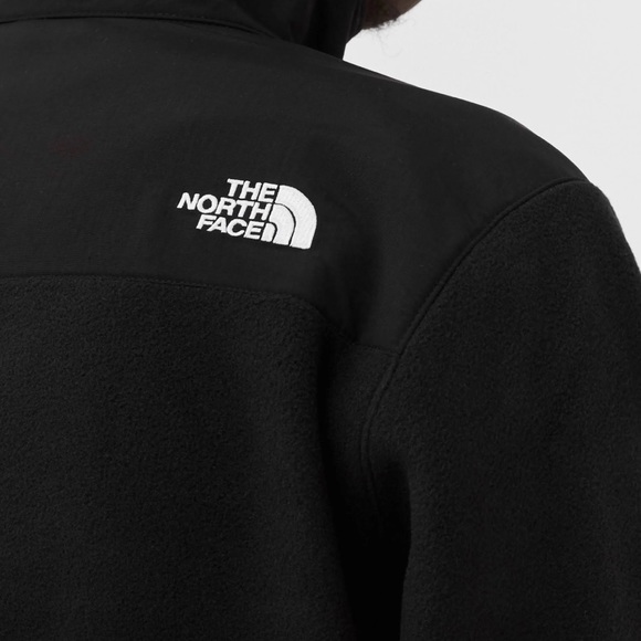 The North Face Men’s Black Denali Jacket - Picture 6 of 11
